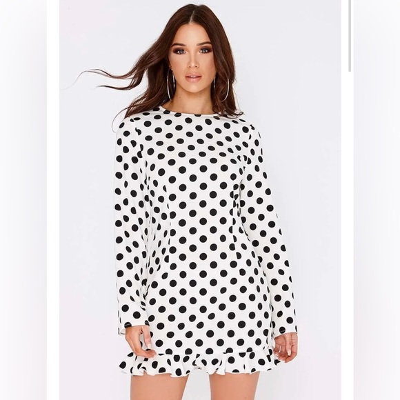 jeuvre Dresses & Skirts - NWOT retro long sleeves polka dot dress